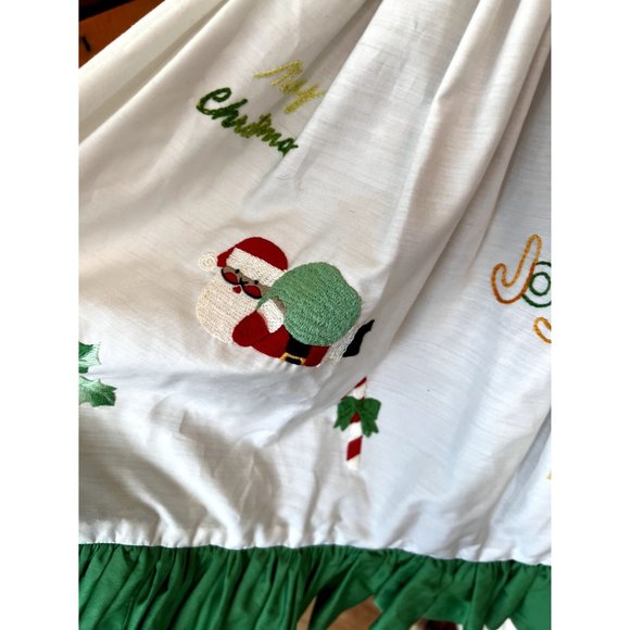 Vintage Small Embroidered Full Circle Cotton Christmas Skirt - Picture 5 of 11